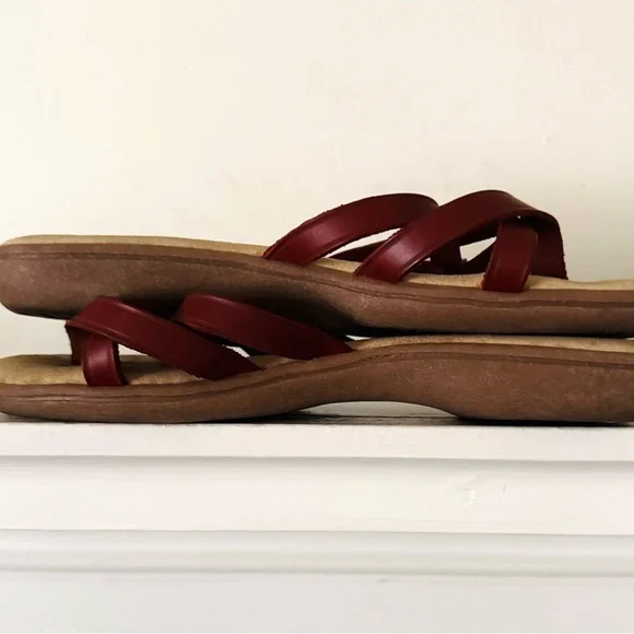 G. H. Bass & Co. Women's Sunjuns - Picture 7 of 9